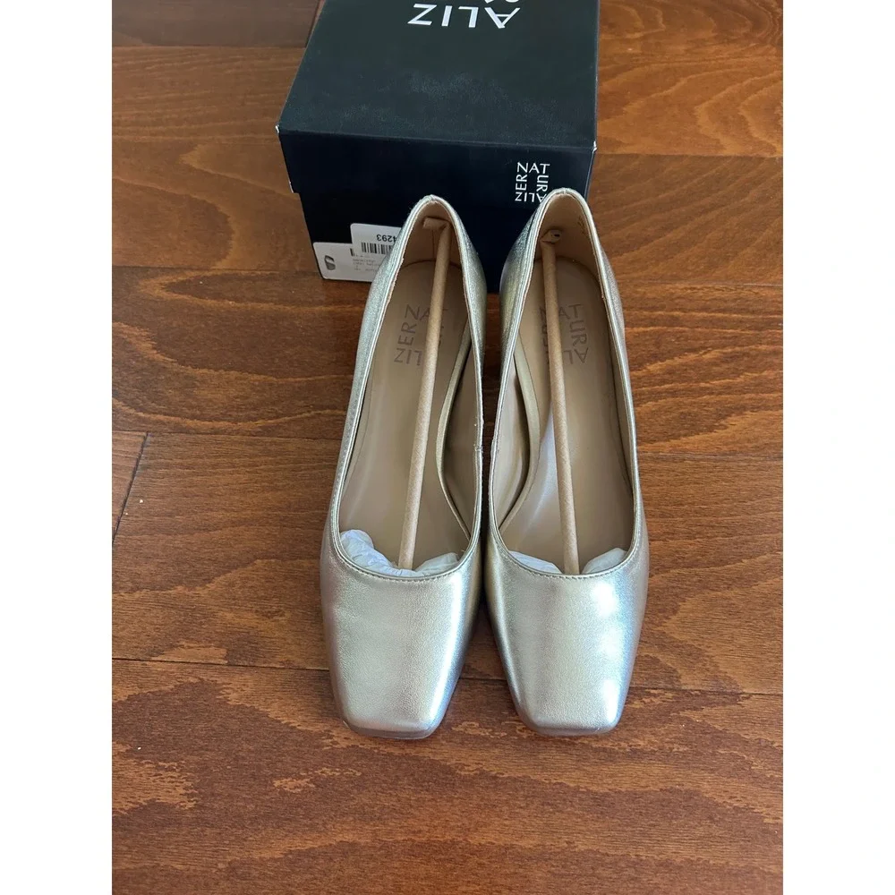 Naturalizer Karina Pump‎ Champagne Metallic Square Toe Block Heels NEW 5.5 M
